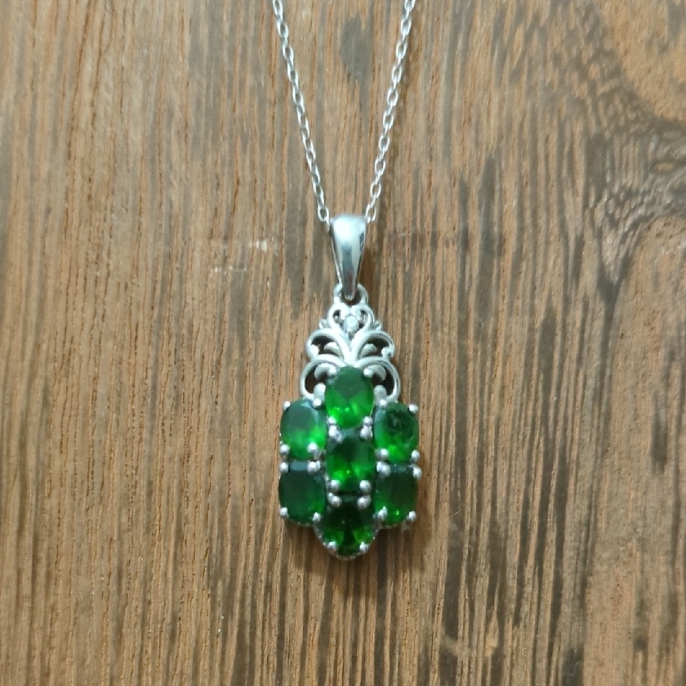 Sterling Silver Diopside Pendant Necklace W/ 18" Chain
